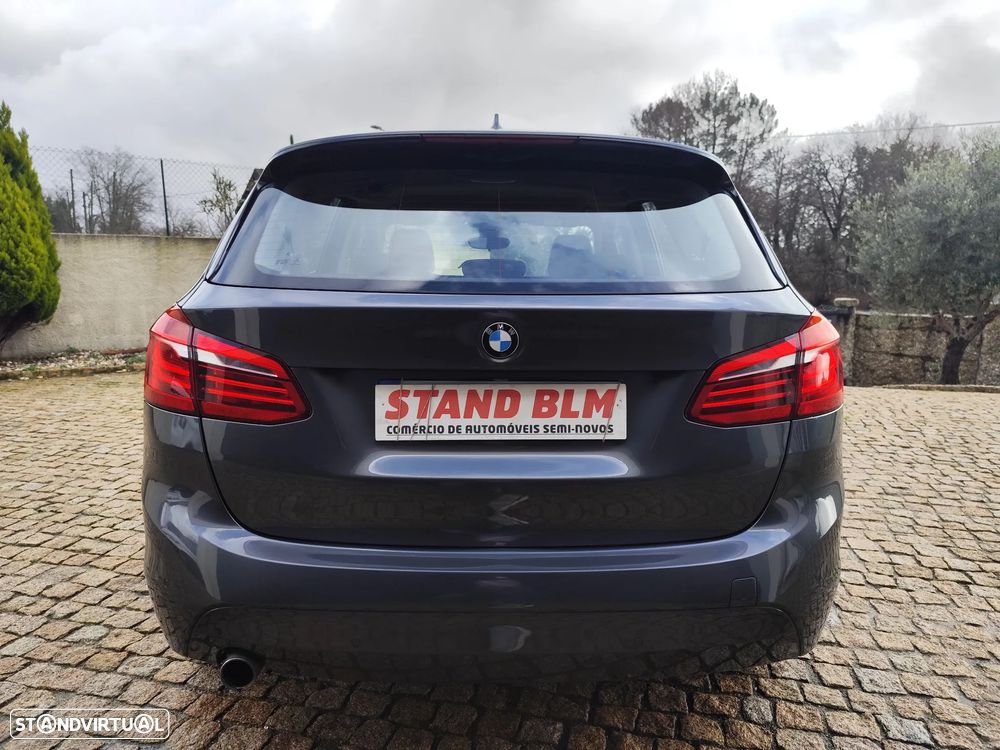 BMW 216 Active Tourer d Line Luxury - 16
