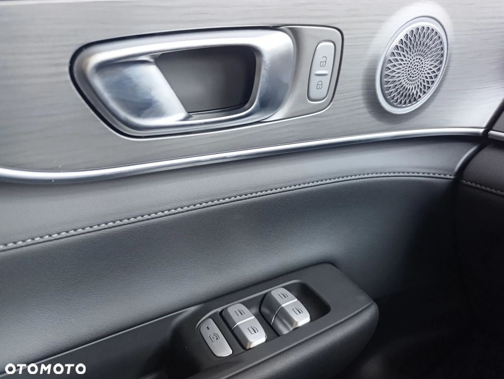 Chery Tiggo 8 1.6 T-GDI Comfort DCT - 8