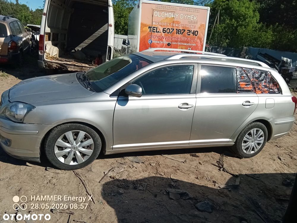 TOYOTA AVENSIS 2,0 D  na części - 6