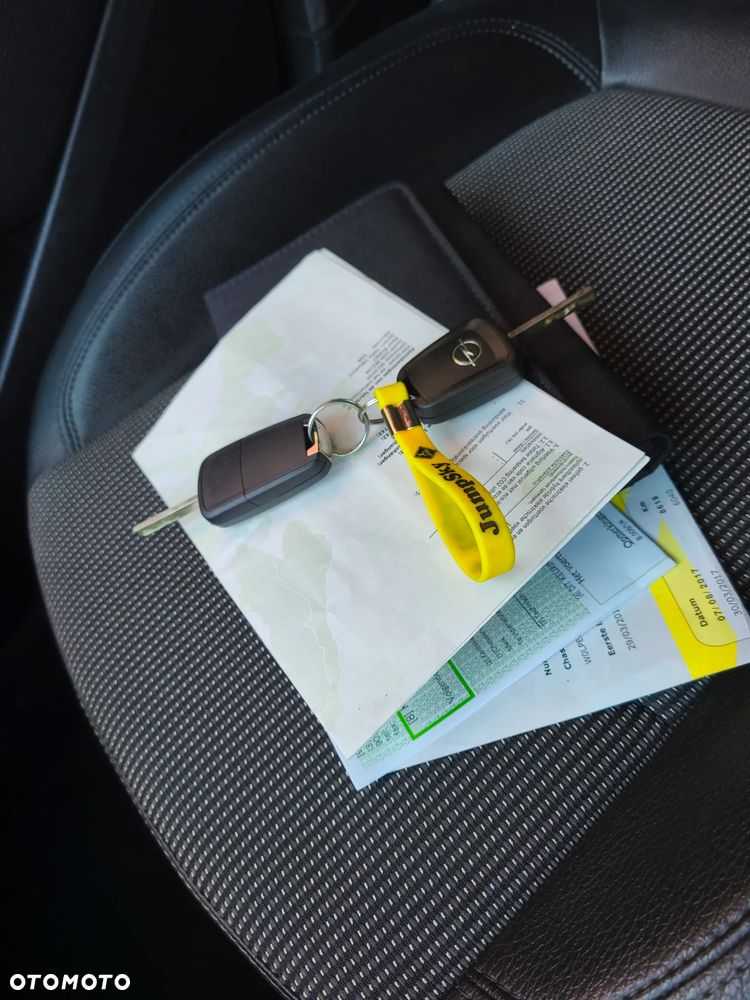 Opel Astra 1.4 T Cosmo EU6 - 18