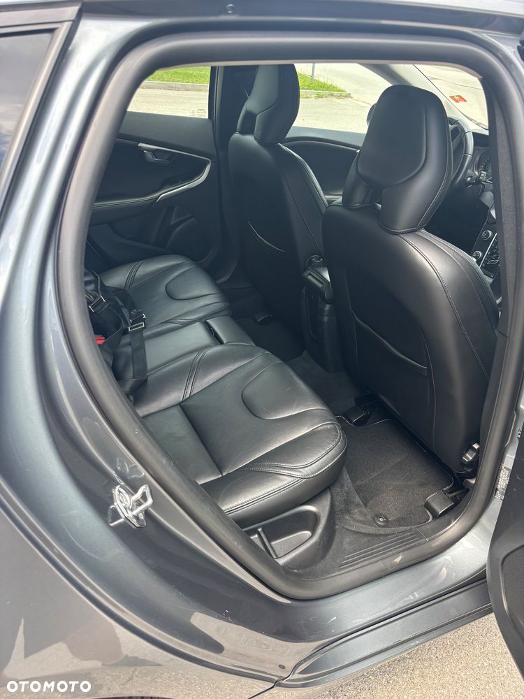 Volvo V40 D2 - 7