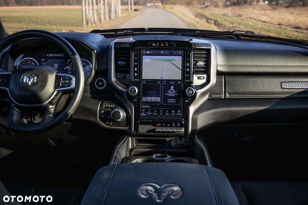 RAM 1500 Crew Cab Shortbed Bighorn - 27