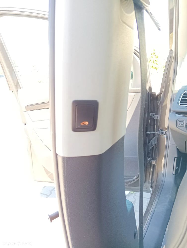 Volkswagen Sharan 2.0 TDI (BlueMotion Technology) Highline - 8