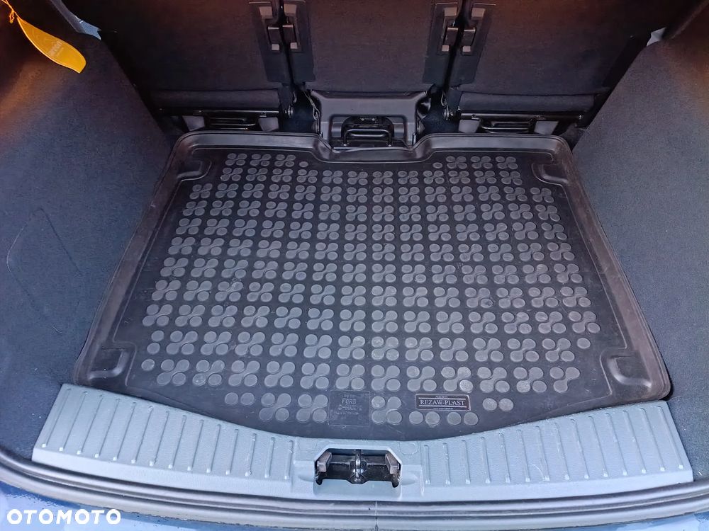 Ford C-MAX 1.6 Ti-VCT Titanium - 12