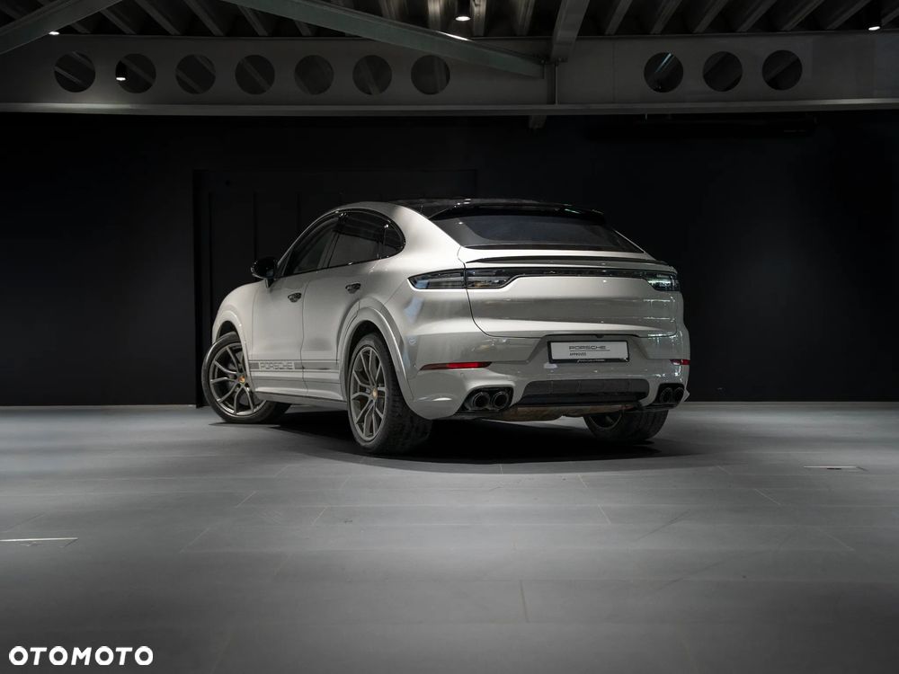 Porsche Cayenne - 3