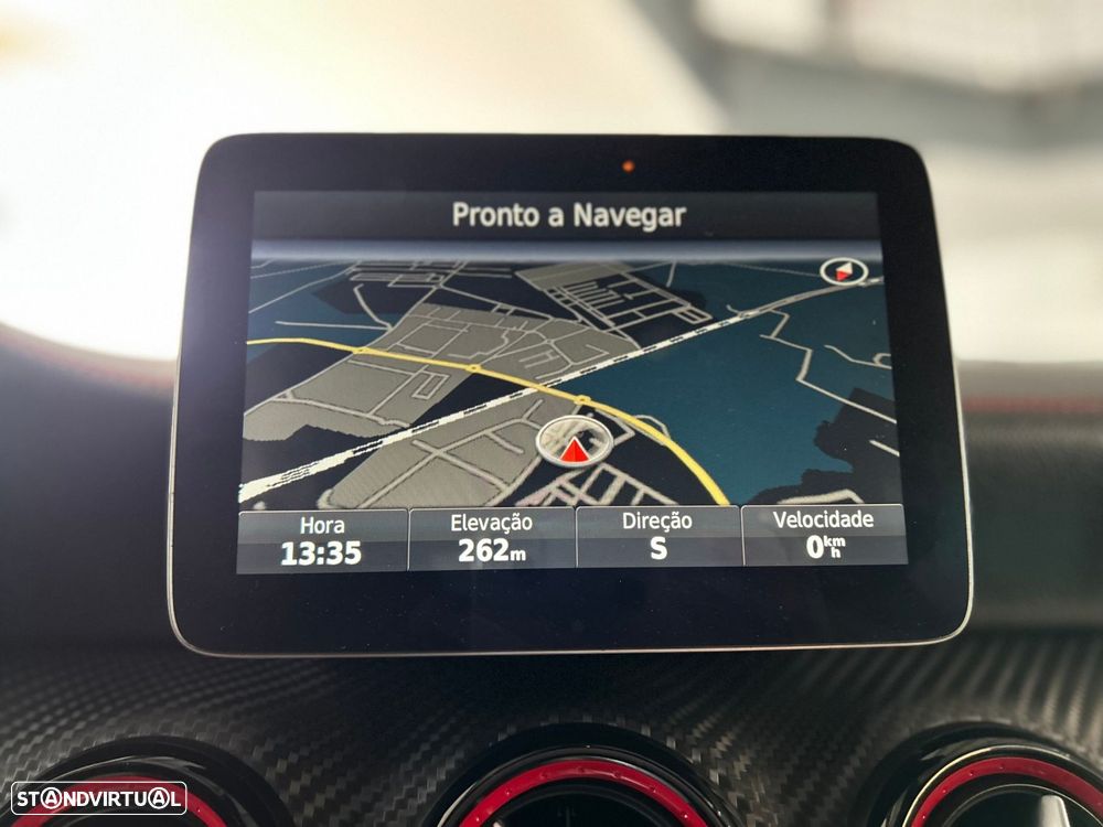 Mercedes-Benz A 45 AMG 4-Matic - 21