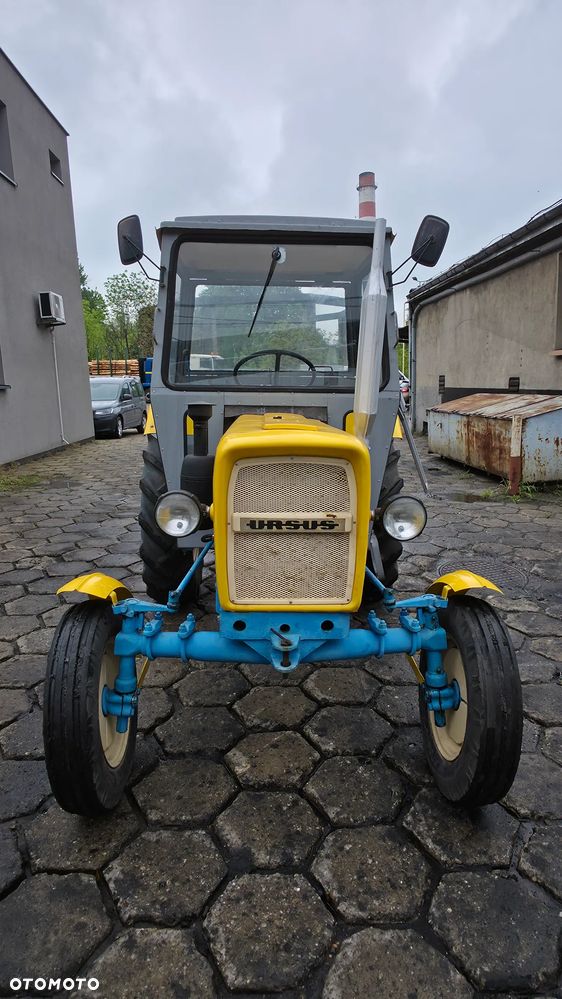 Ursus C-330 - 6