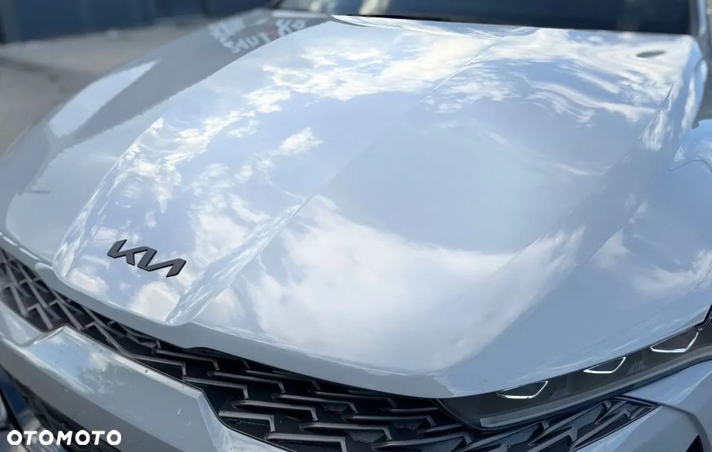 Kia K5 - 9