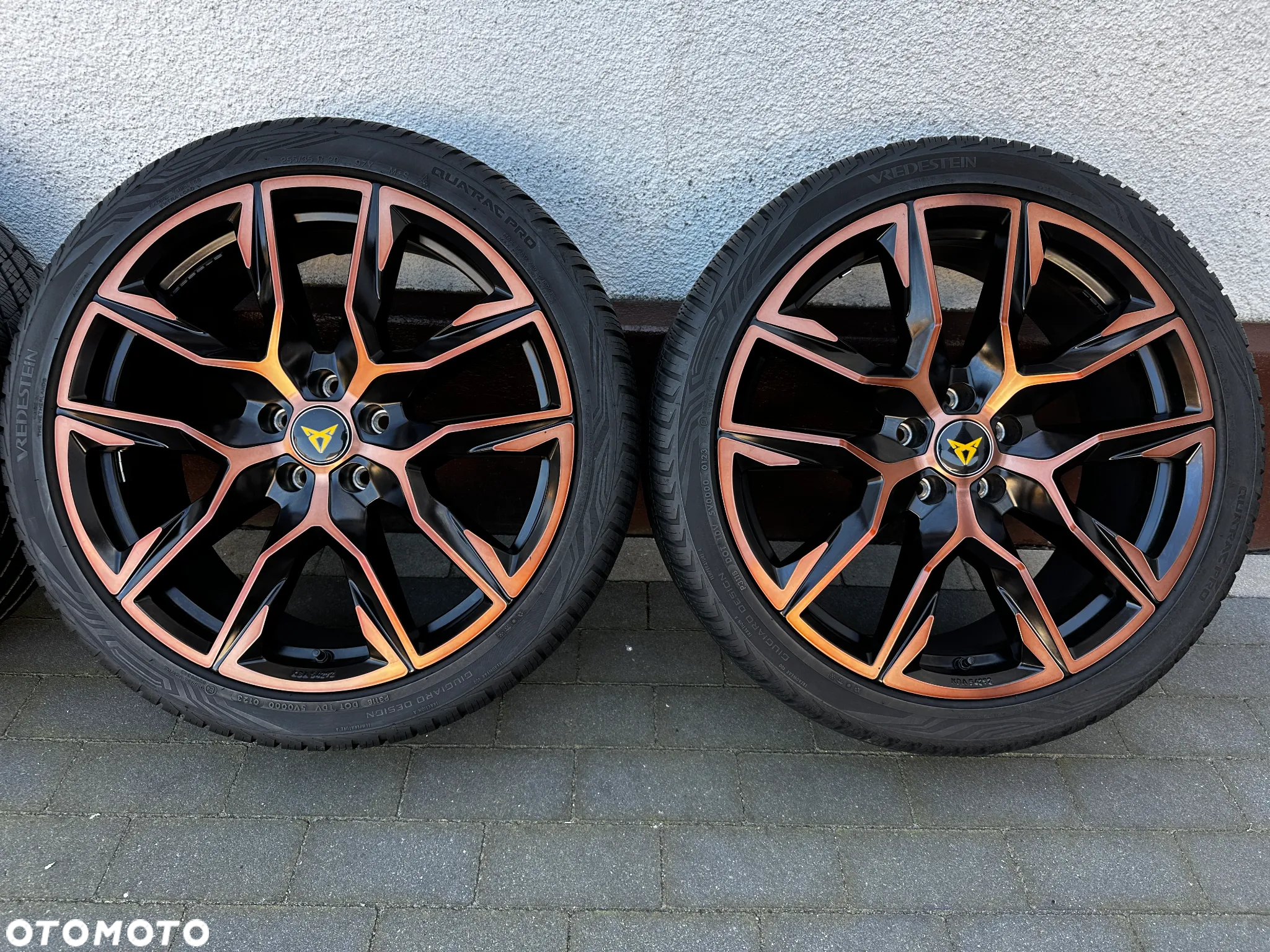 255 35 20 / CUPRA Formentor VZ5 / VW SEAT AUDI SKODA / Wielosezon - 4