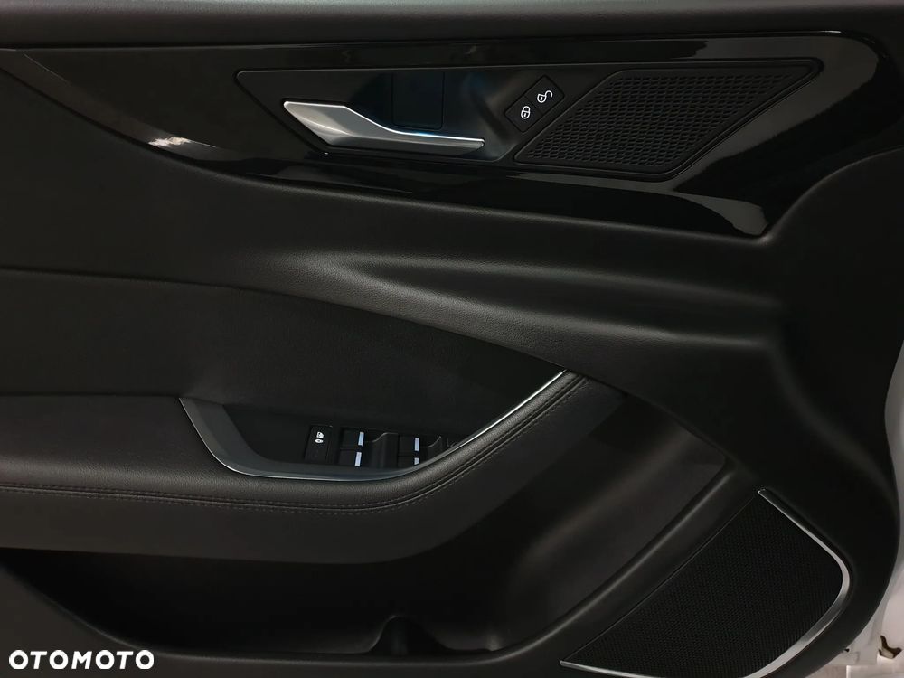 Jaguar XE 2.0 D180 SE - 7