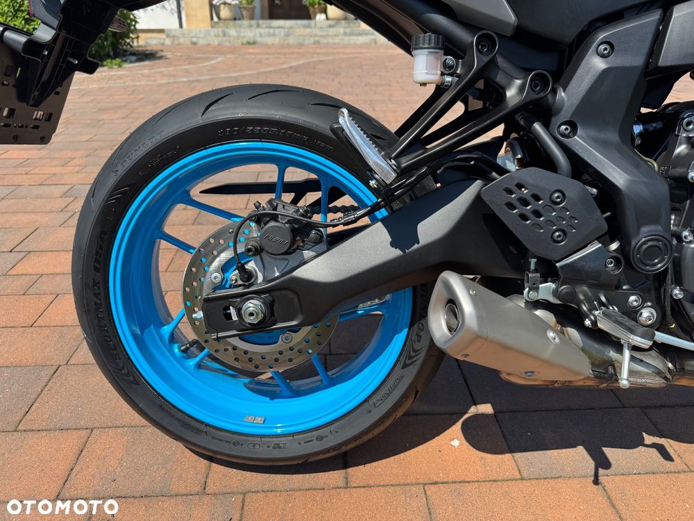 Yamaha MT - 12