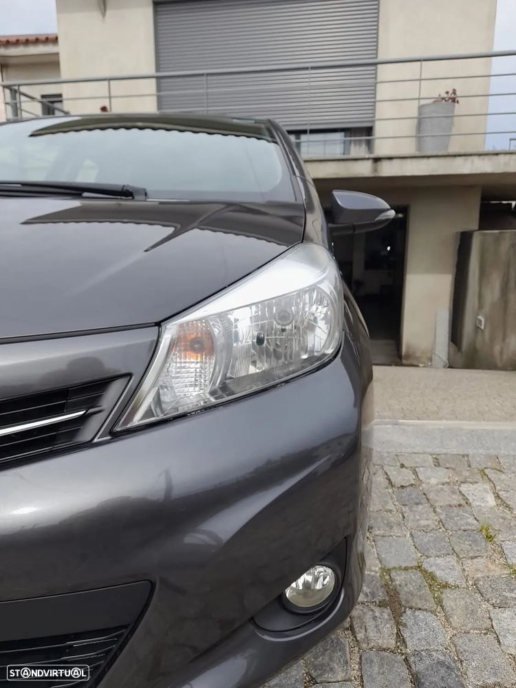 Toyota Yaris 1.0 VVT-i ACtive+AC - 2