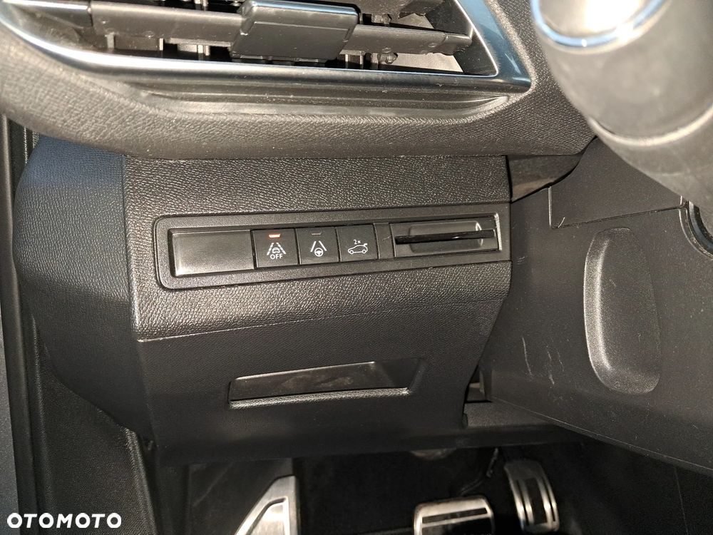 Peugeot 5008 - 22
