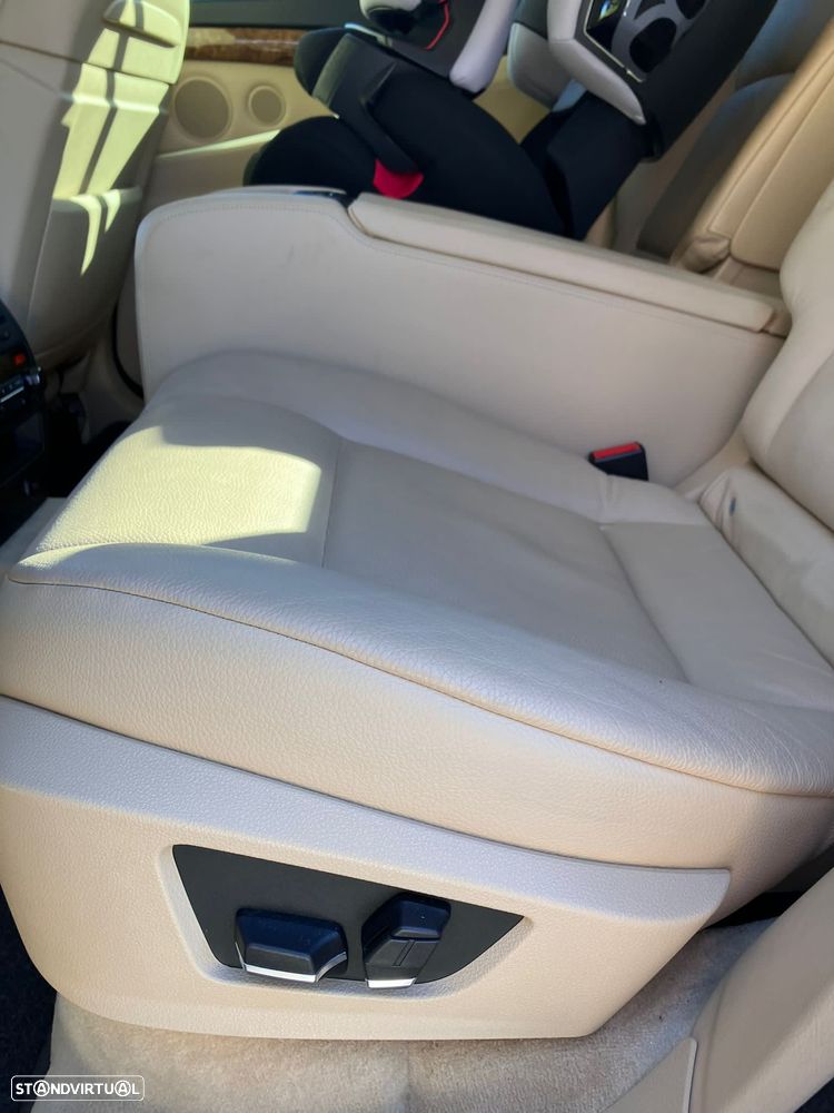 BMW 535 Gran Turismo i xDrive - 13