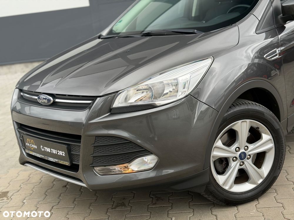 Ford Kuga 2.0 TDCi FWD Titanium - 31