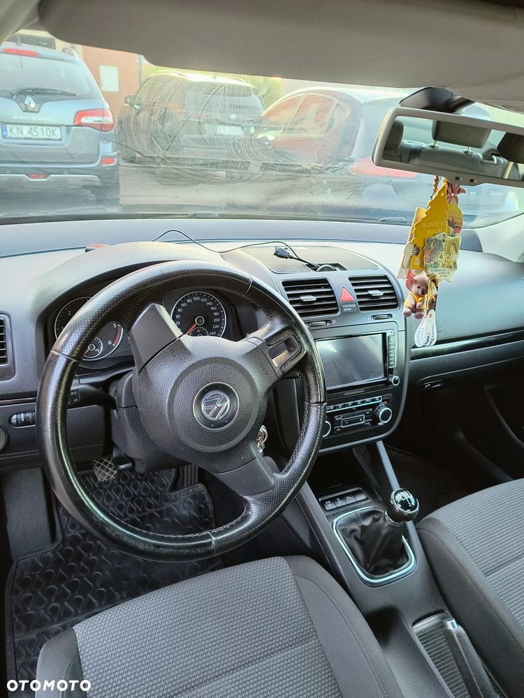 Volkswagen Jetta 1.6 TDI DPF Highline - 4