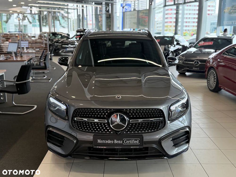 Mercedes-Benz GLB 200 AMG Line 7G-DCT - 10
