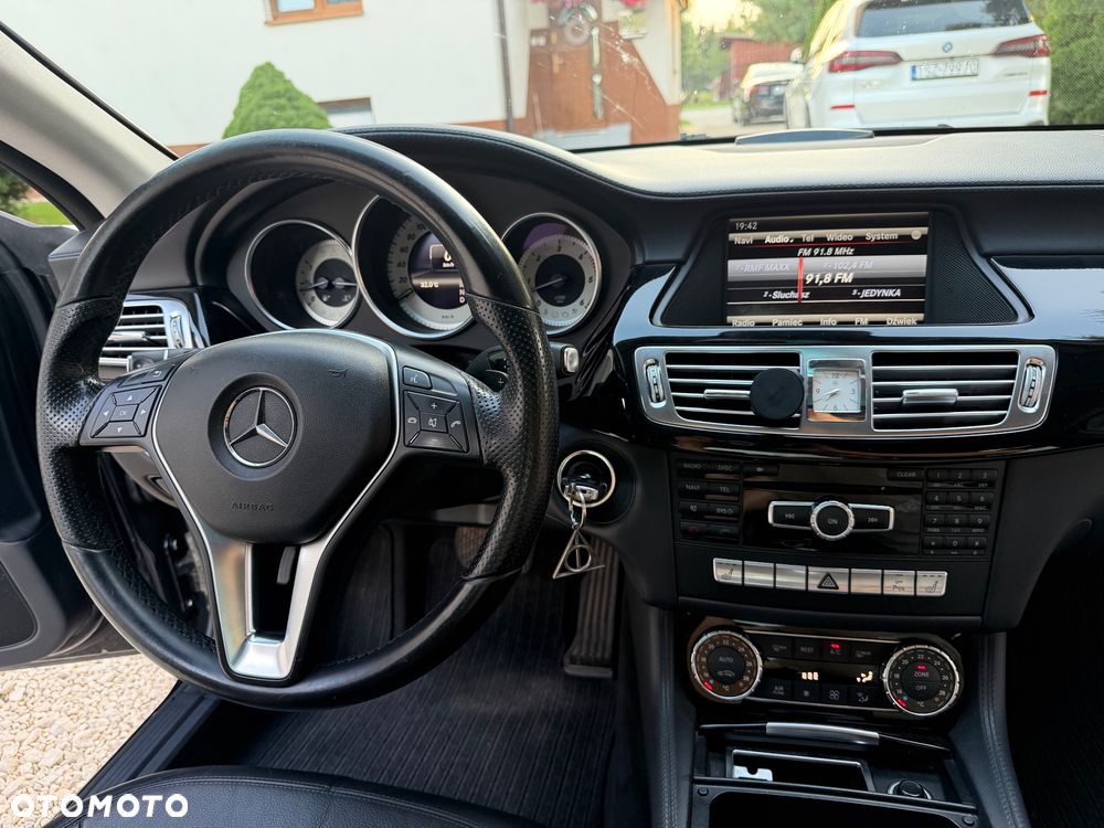 Mercedes-Benz CLS 350 CDI 4Matic 7G-TRONIC - 26