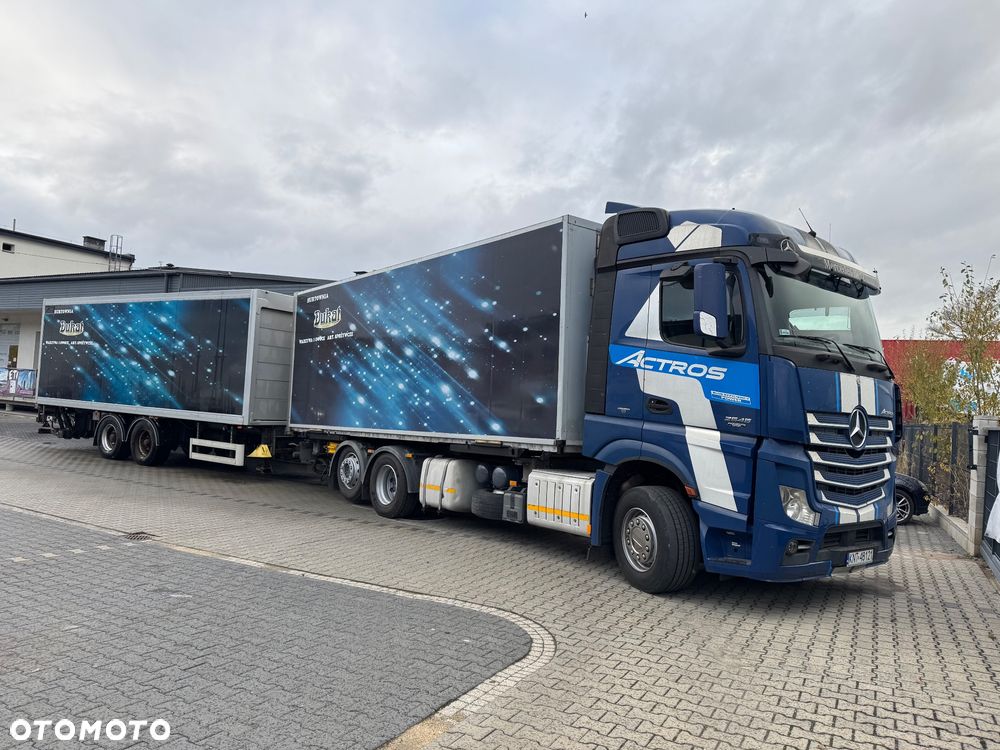 Mercedes-Benz Actros - 1