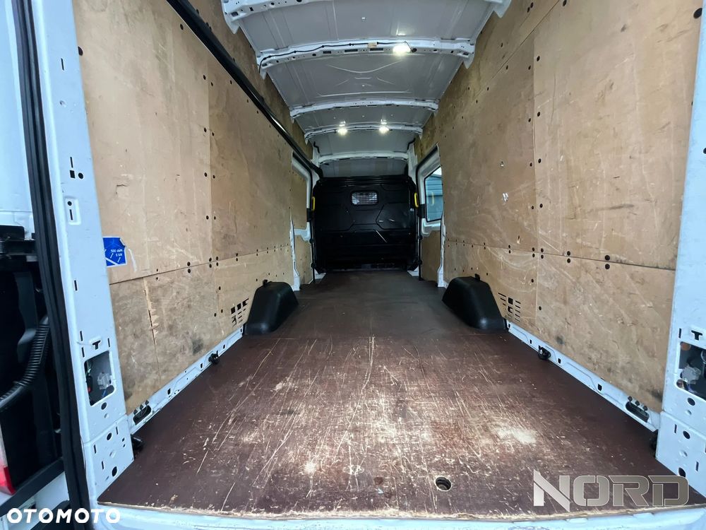 Ford Transit 2.2 - 30