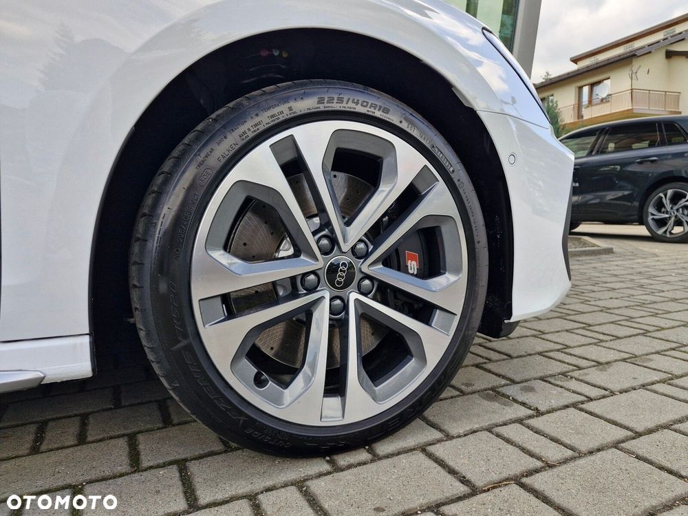 Audi S3 Limousine - 8