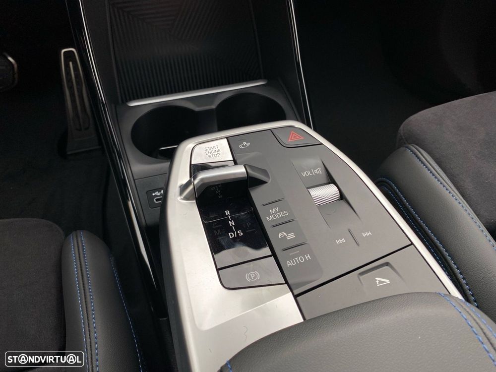 BMW 225xe Active Tourer e xDrive Pack Desportivo M - 11