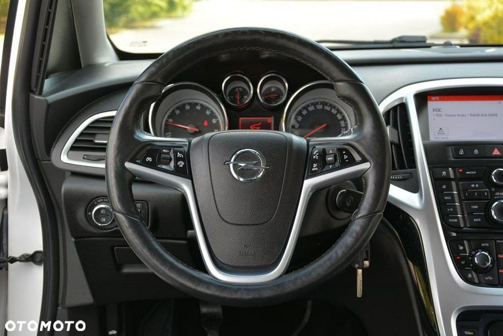 Opel Astra 1.4 Turbo Cosmo - 24