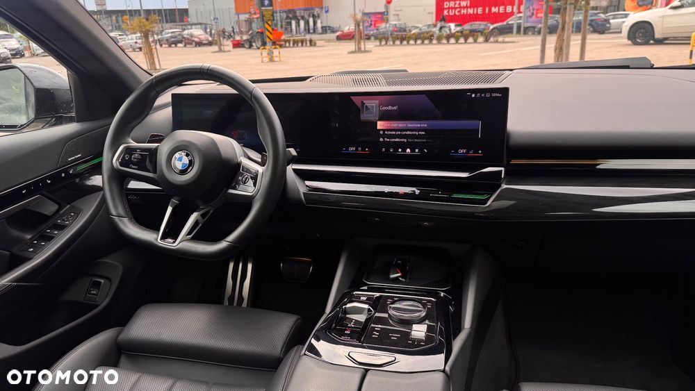 BMW Seria 5 530i xDrive - 12