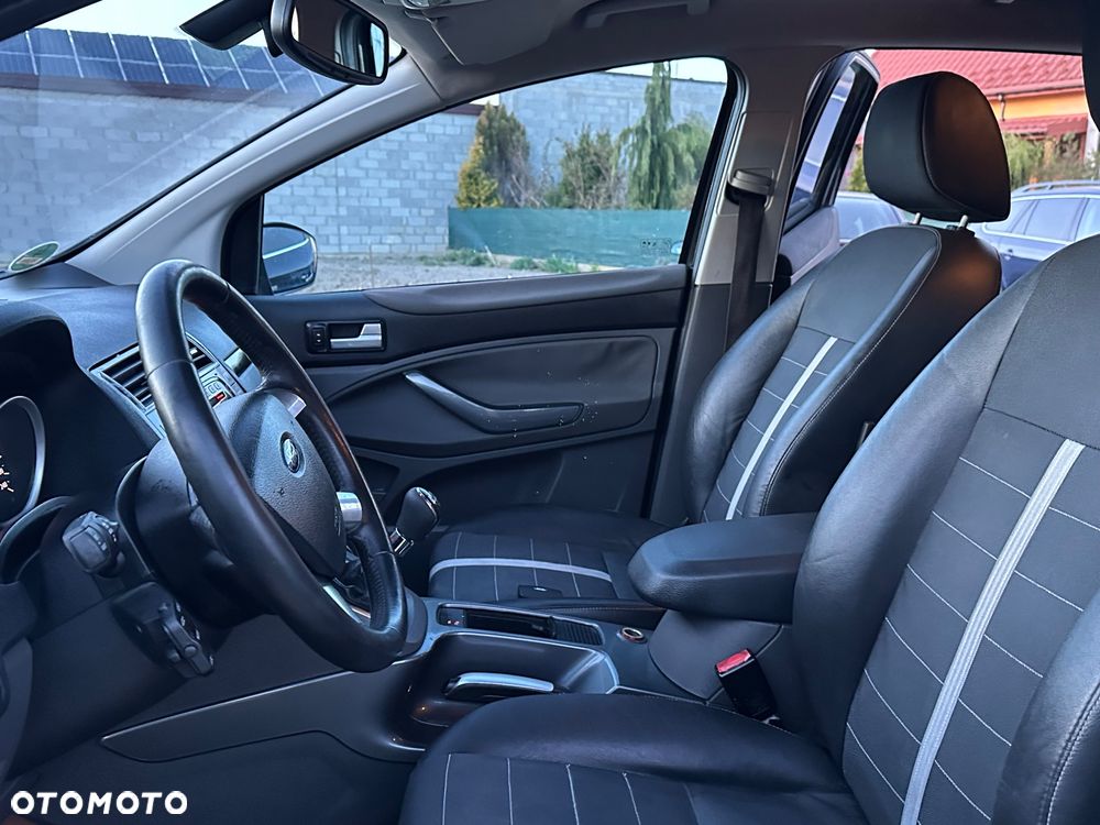 Ford Kuga 2.0 TDCi 2x4 Trend - 18