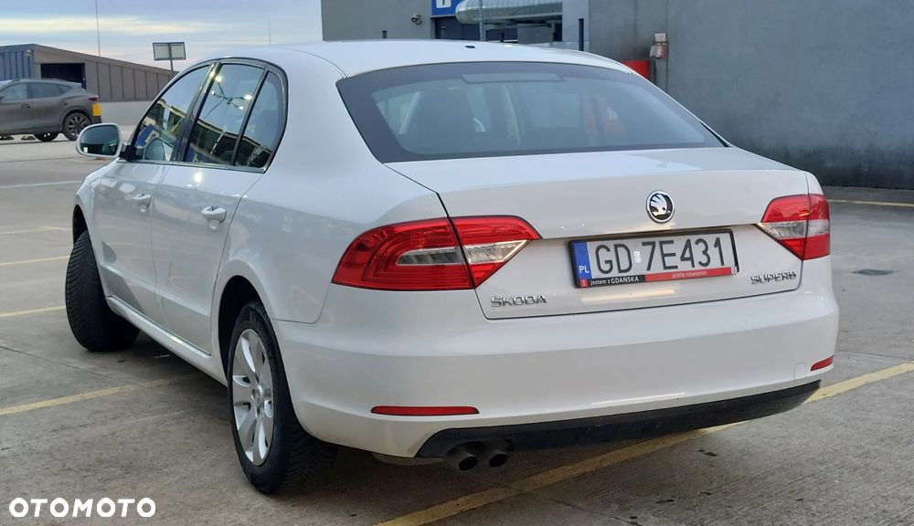 Skoda Superb 1.4 TSI ACTive - 7