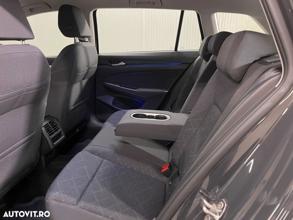 Volkswagen Golf Variant 2.0 TDI SCR DSG Life - 12