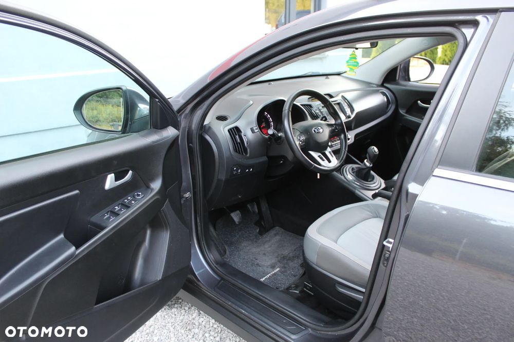 Kia Sportage 1.7 CRDI 2WD Attract - 16