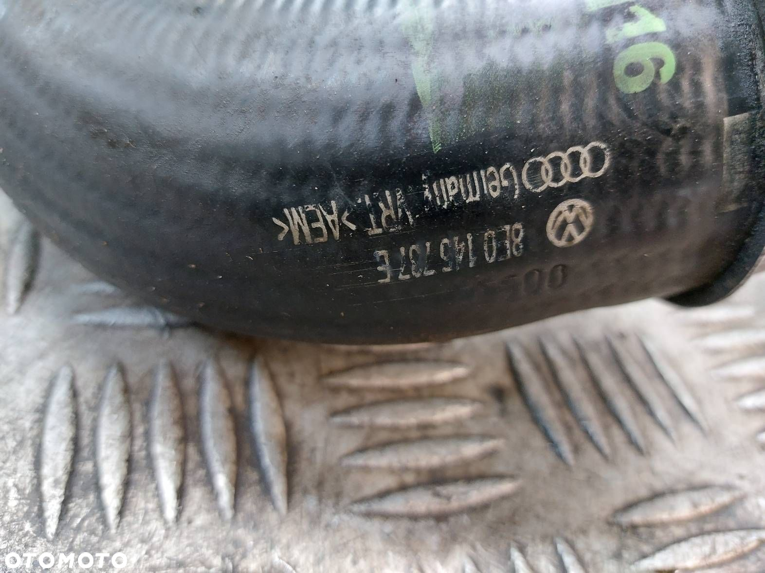 PRZEWÓD POWIETRZA INTERCOOLERA AUDI A4 B7 2.0 TDI 8E0145737E - 2