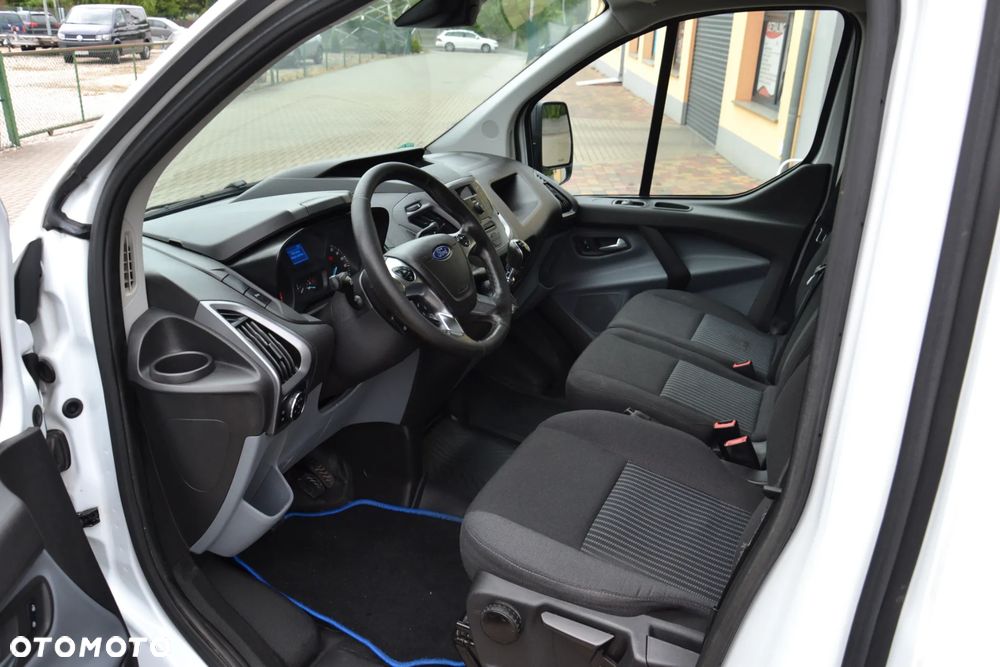 Ford Transit Custom - 17