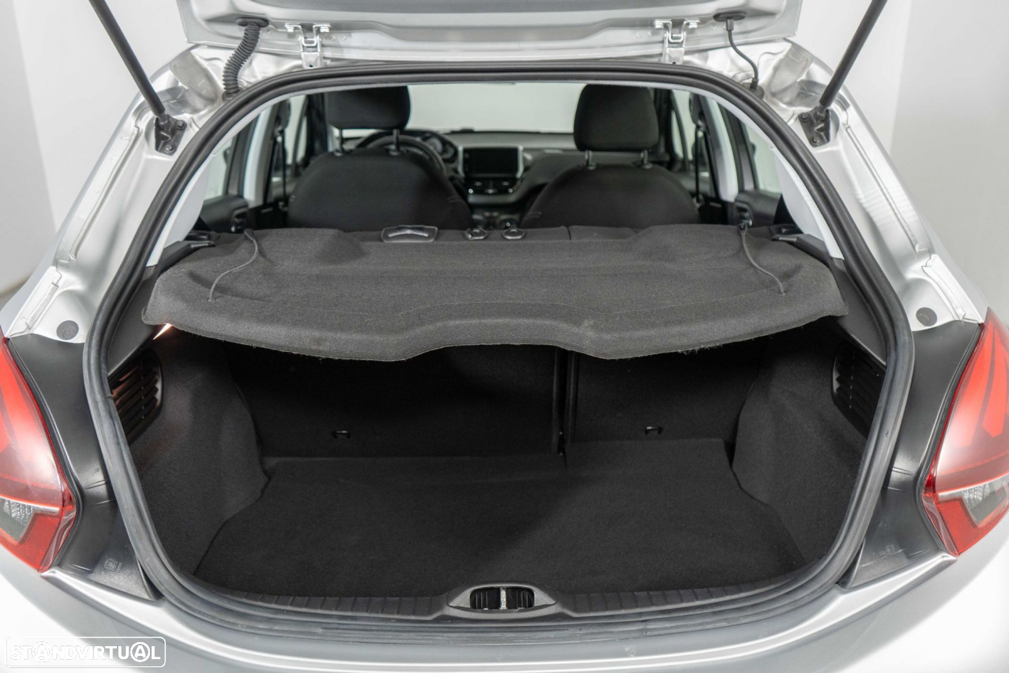 Peugeot 208 1.2 PureTech Active - 11