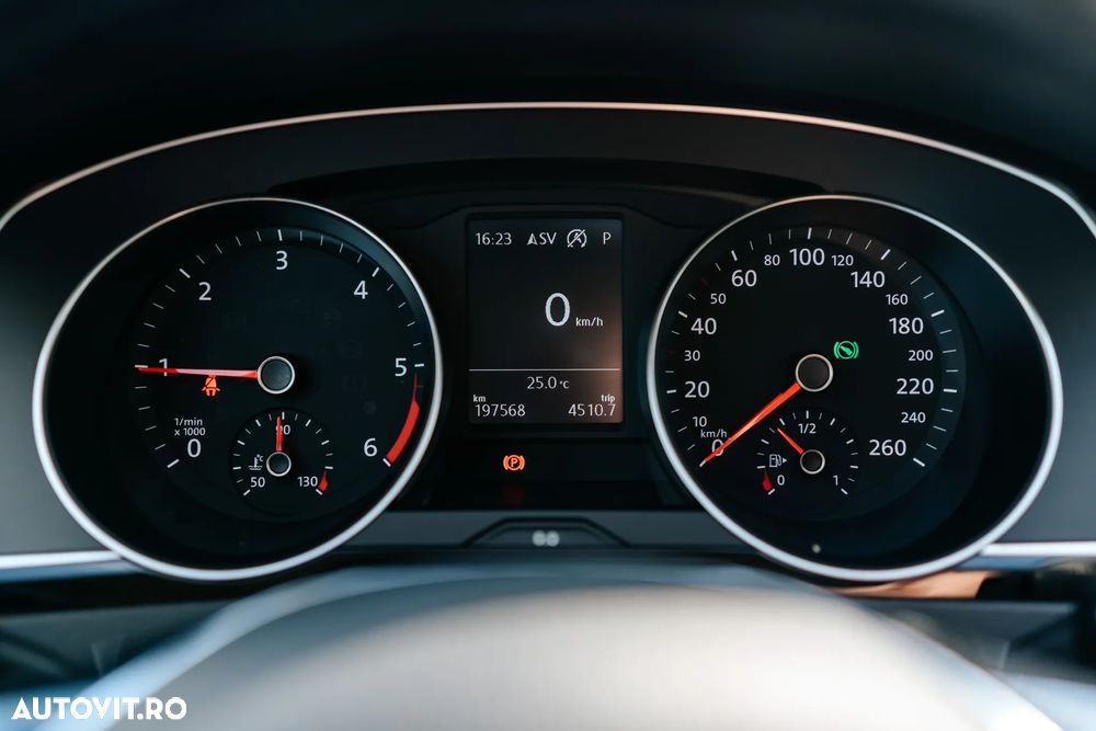 VOLKSWAGEN Passat 2017 — imagine 20