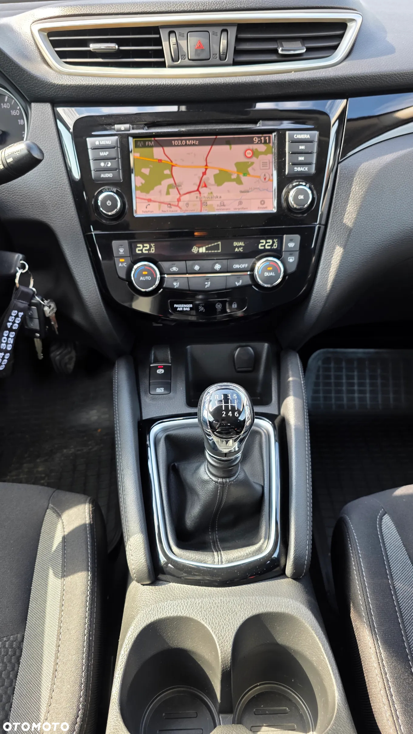 Nissan Qashqai 1.3 DIG-T TEKNA - 17