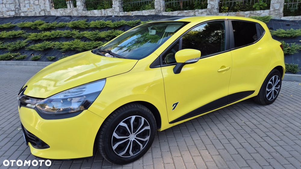 Renault Clio - 8