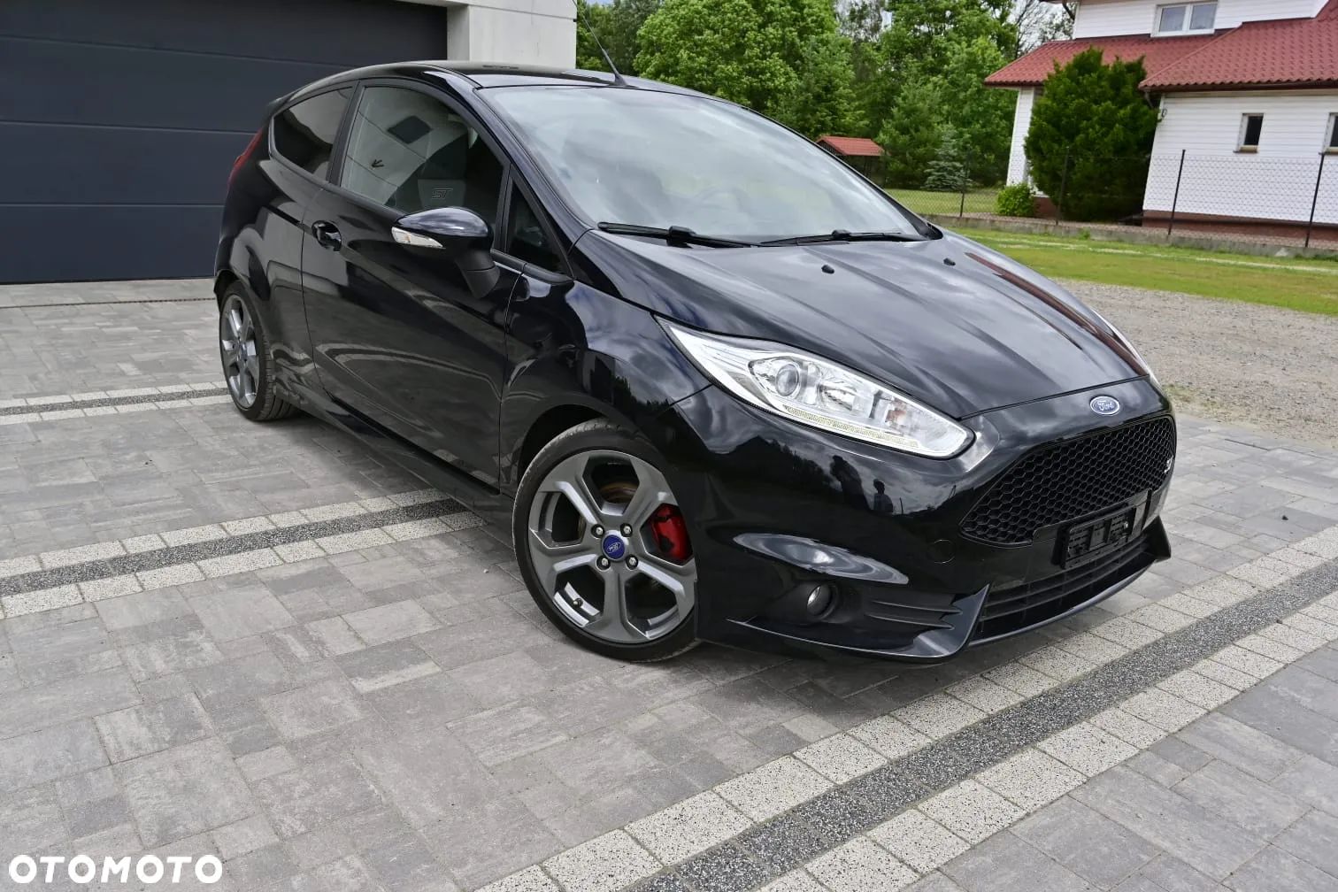 Ford Fiesta 1.6 EcoBoost mit Leder-Sport-Paket ST - 1