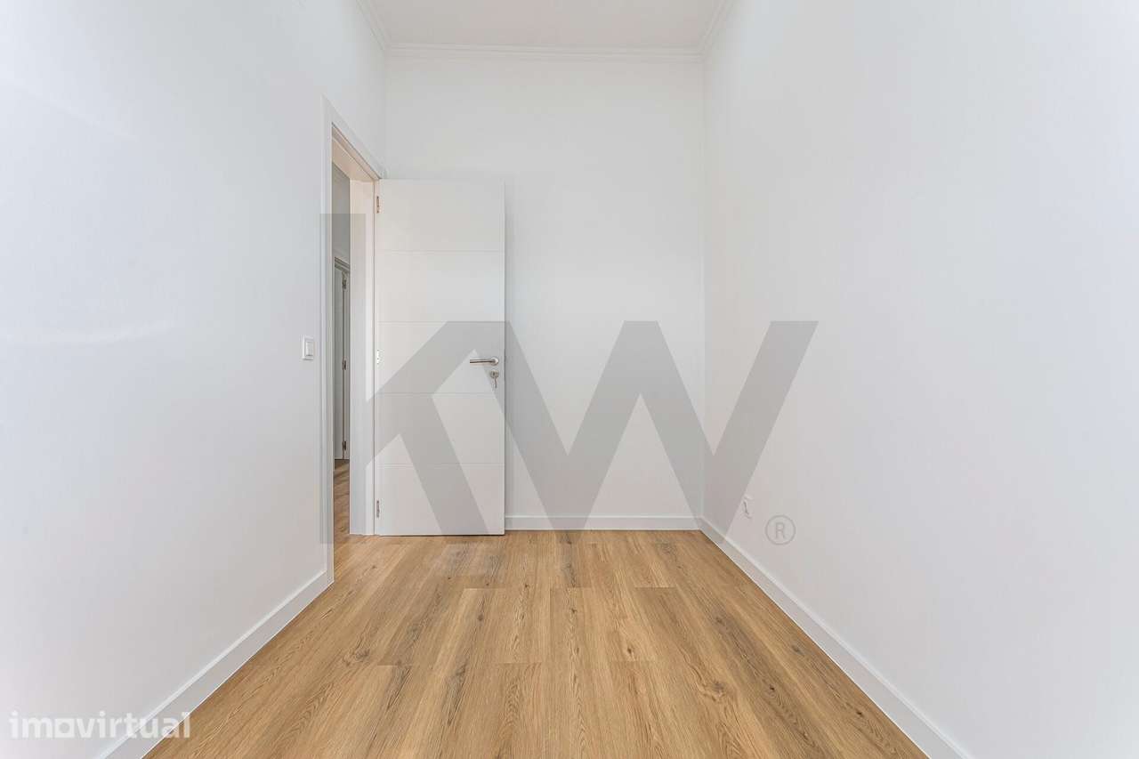 Apartamento T2+1 Totalmente Remodelado no Coração de Lisboa | Penha de - Grande imagem: 4/27