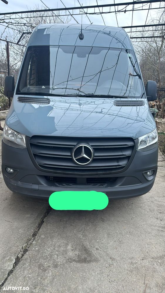 Mercedes-Benz Sprinter - 1