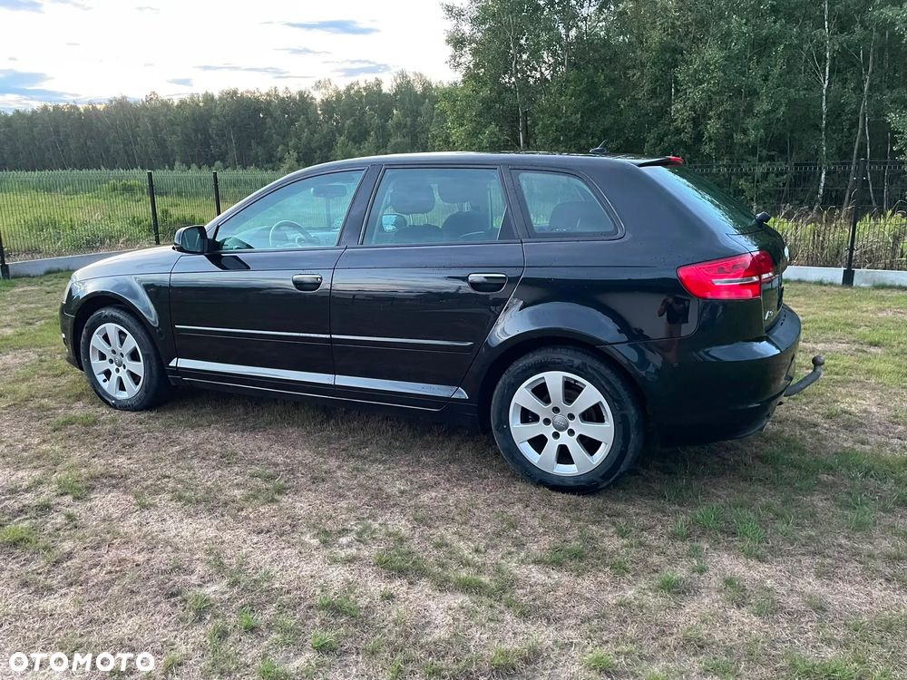 Audi A3 Sportback 2.0 TDI DPF Ambiente - 18
