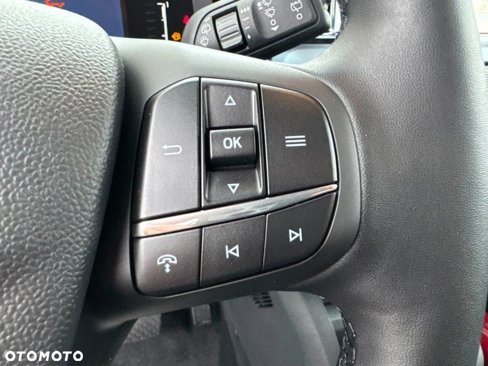 Ford Tourneo Courier - 21