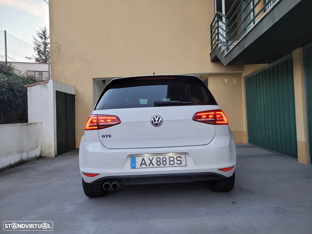 VW Golf - 6