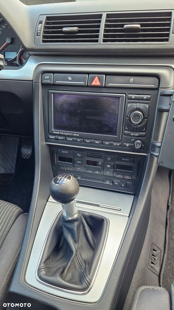 Audi A4 Limousine 2.0 TDI - 13