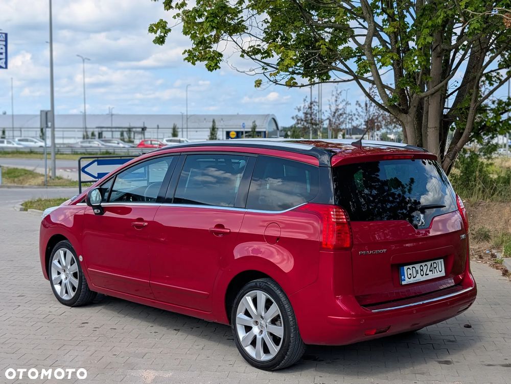 Peugeot 5008 1.6 THP Premium - 10