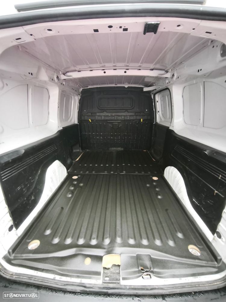 Peugeot Partner 1.5 BlueHDi PRO LONGA - 11