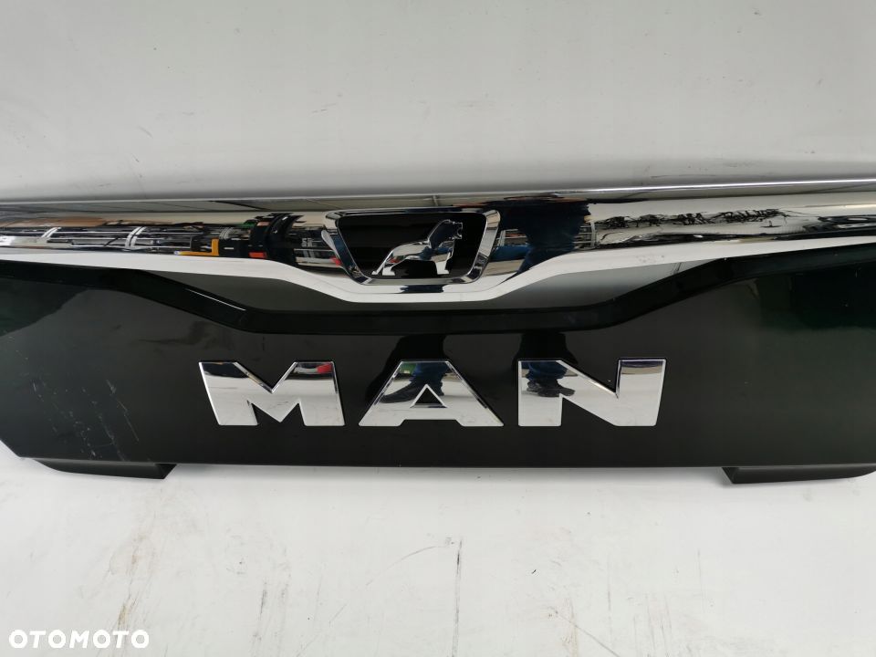 GRILL ATRAPA MAN TGX E6 lift - 2