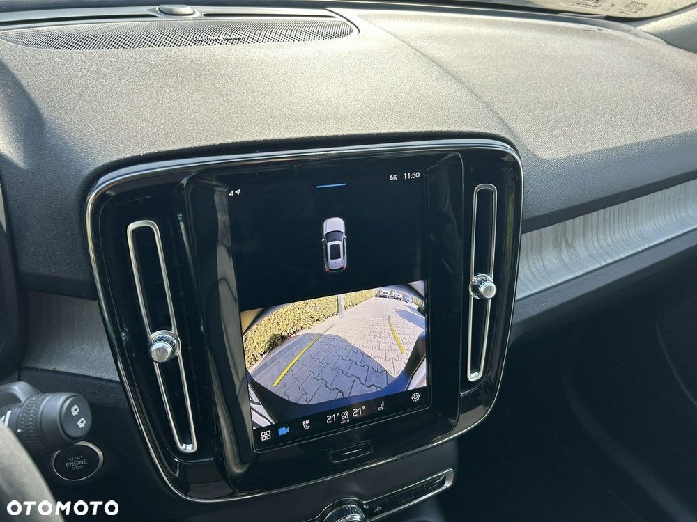 Volvo XC 40 B5 B AWD Geartronic RDesign - 26