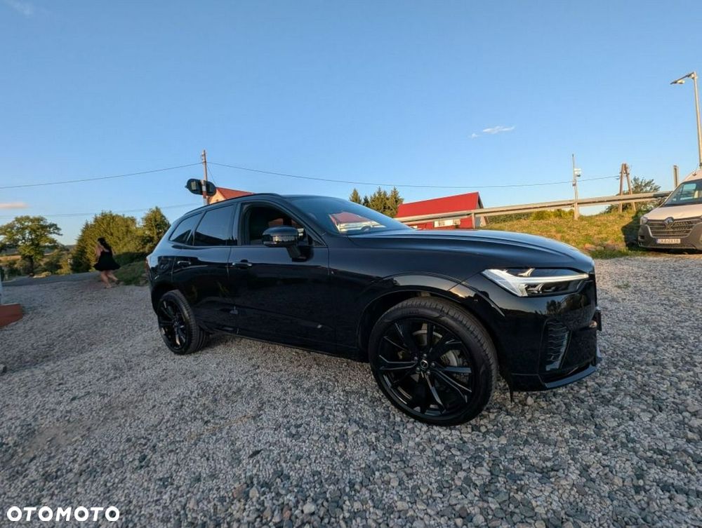 Volvo XC 60 B5 B AWD Plus Dark - 16